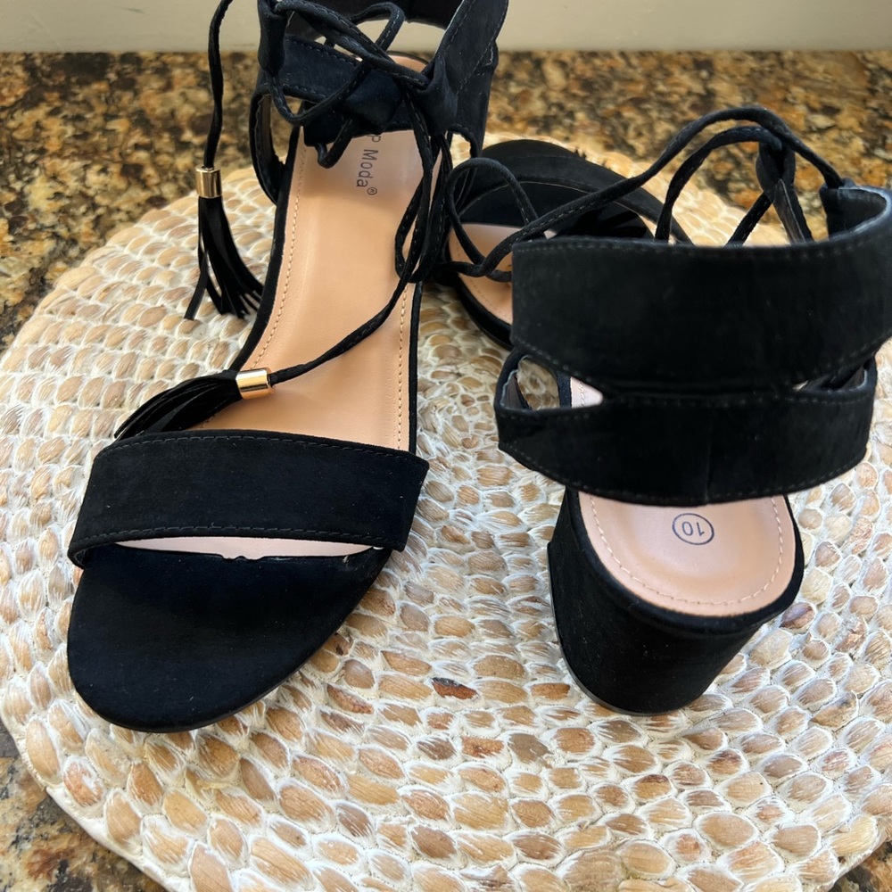 Top Moda Block Heels. - Picture 4 of 12